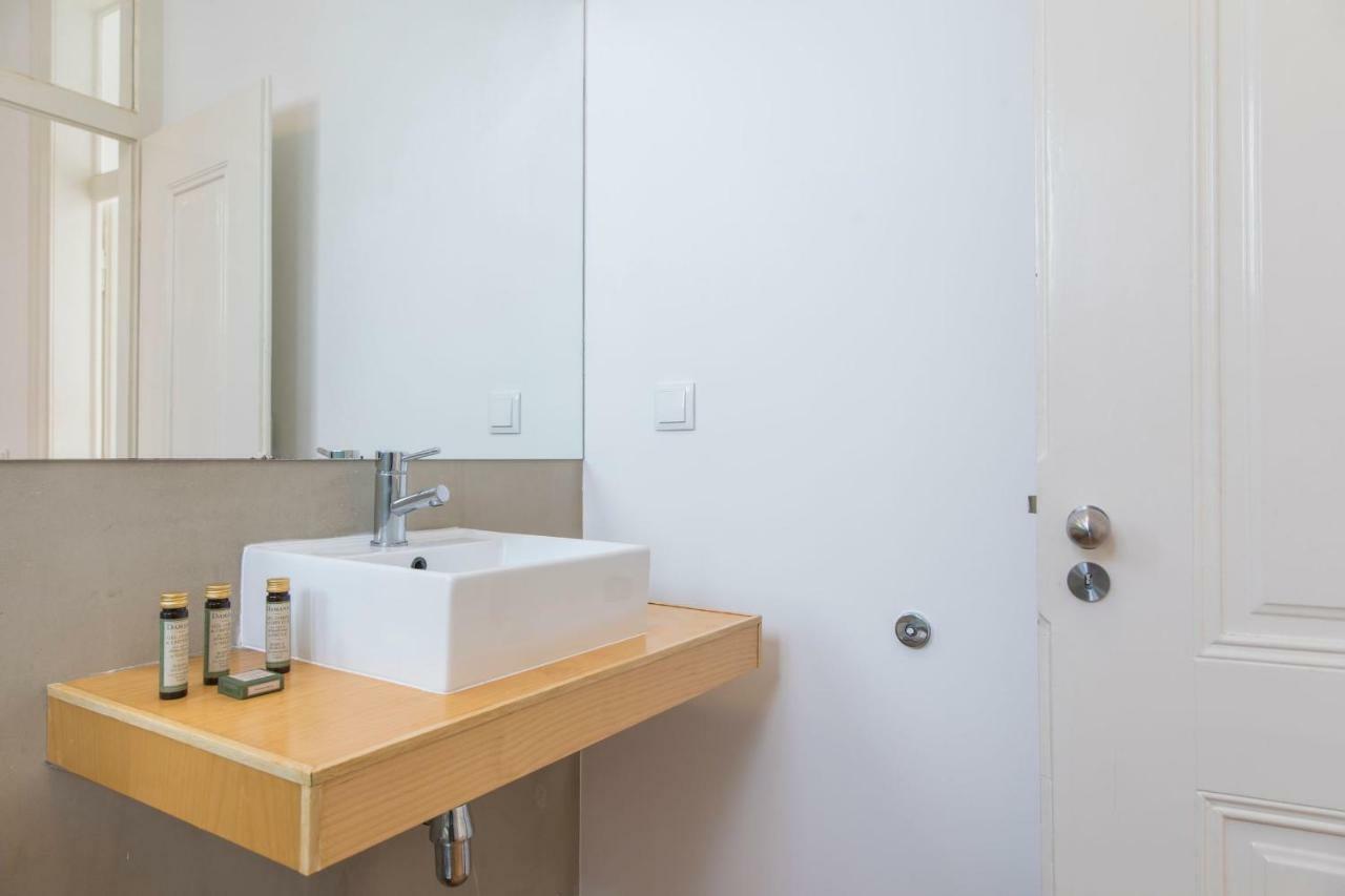 LovelyStay - Sunny Santa Catarina II Lisboa Eksteriør billede